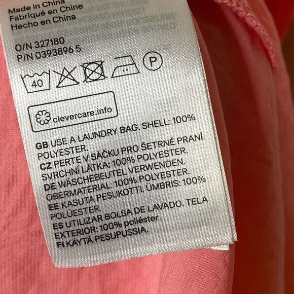 H&M Maternity Top - Picture 4 of 5